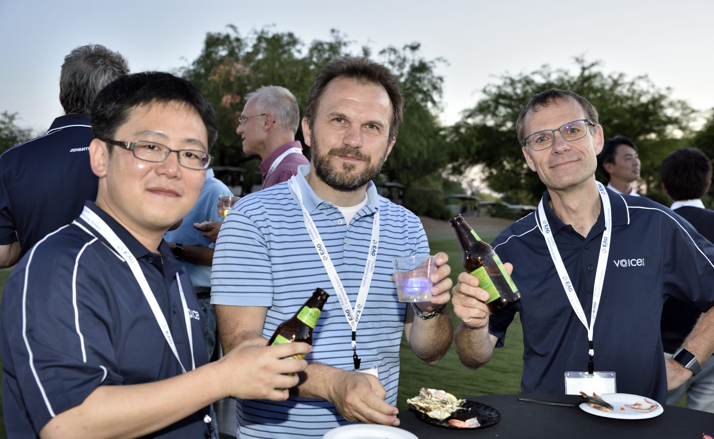 Tues PM #044 Mingle with industry members at the welcome reception